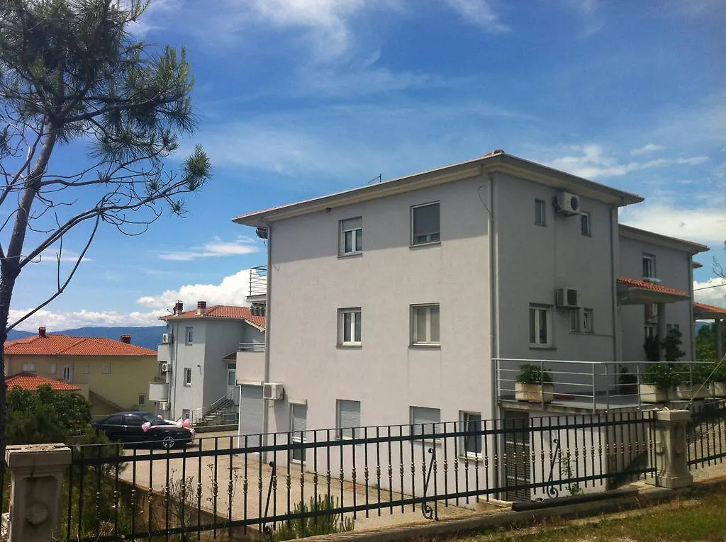 كوسترينا Apartment Bajcic